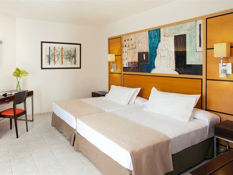 H10 Salou Princess Bagian luar foto